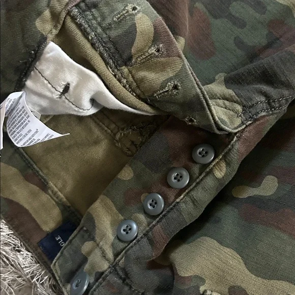 American Eagle Camo Skirt - Picture 3 of 4